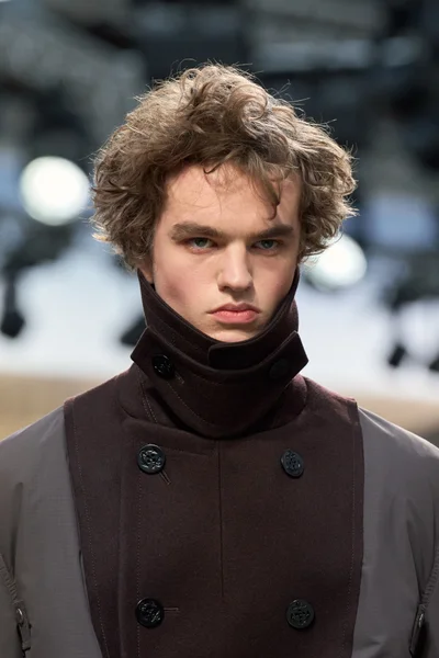 Look 122